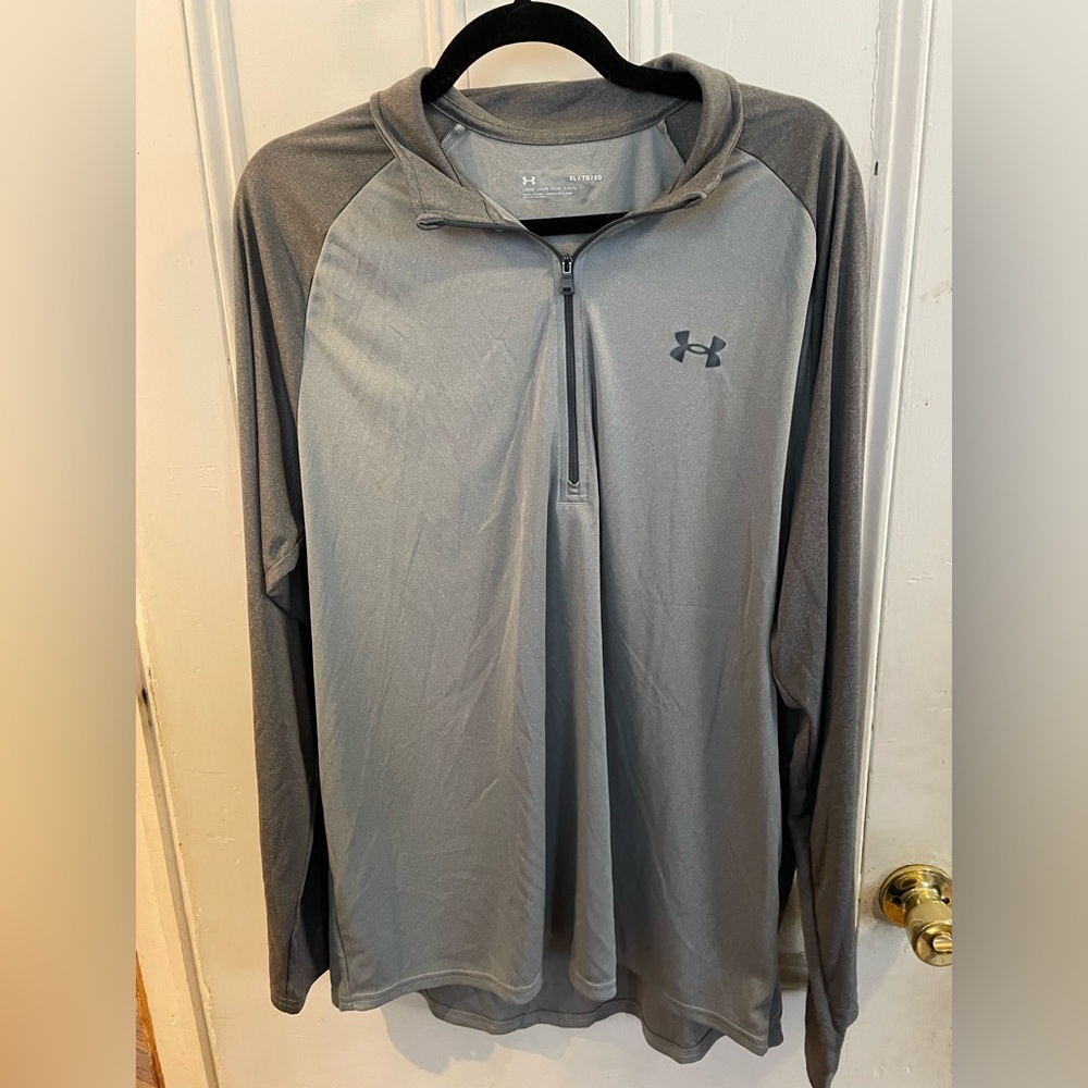 UA Tech™ Men's ½ Zip Long Sleeve | size XL